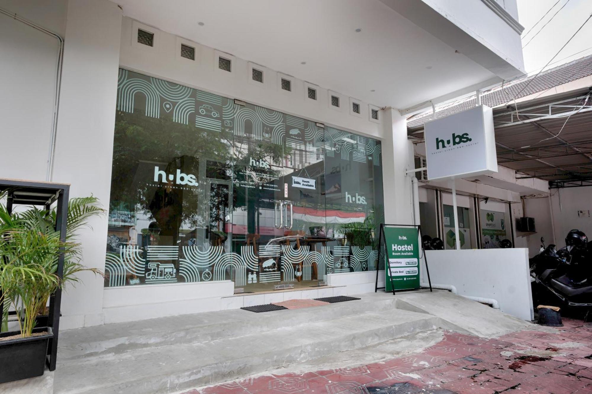 Hubs Hostel Yogyakarta Exterior photo
